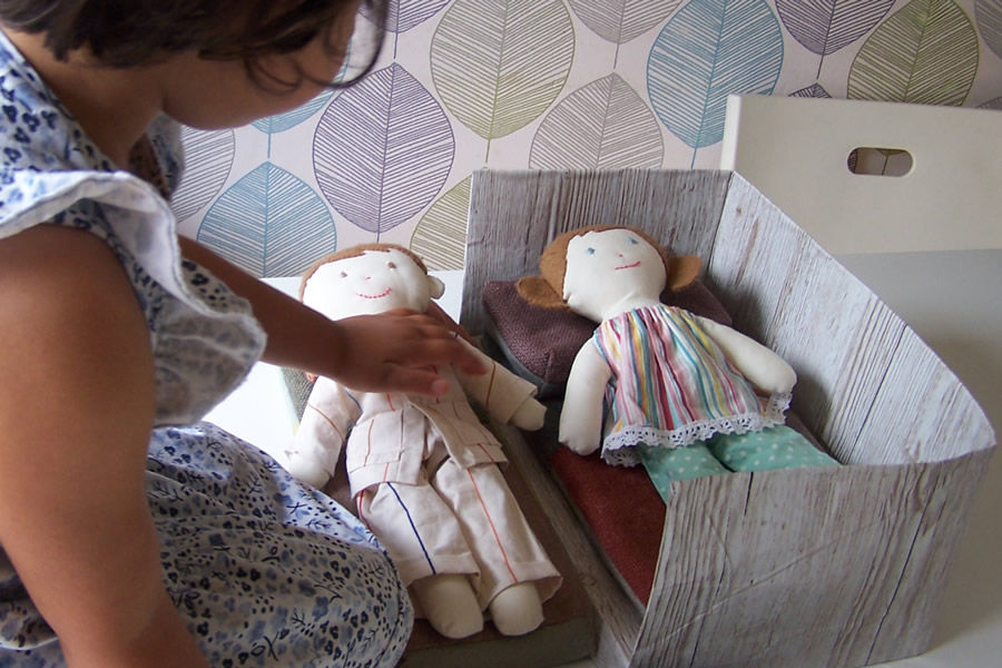 DIY rag dolls and sofa-bed | craftymessymom.com